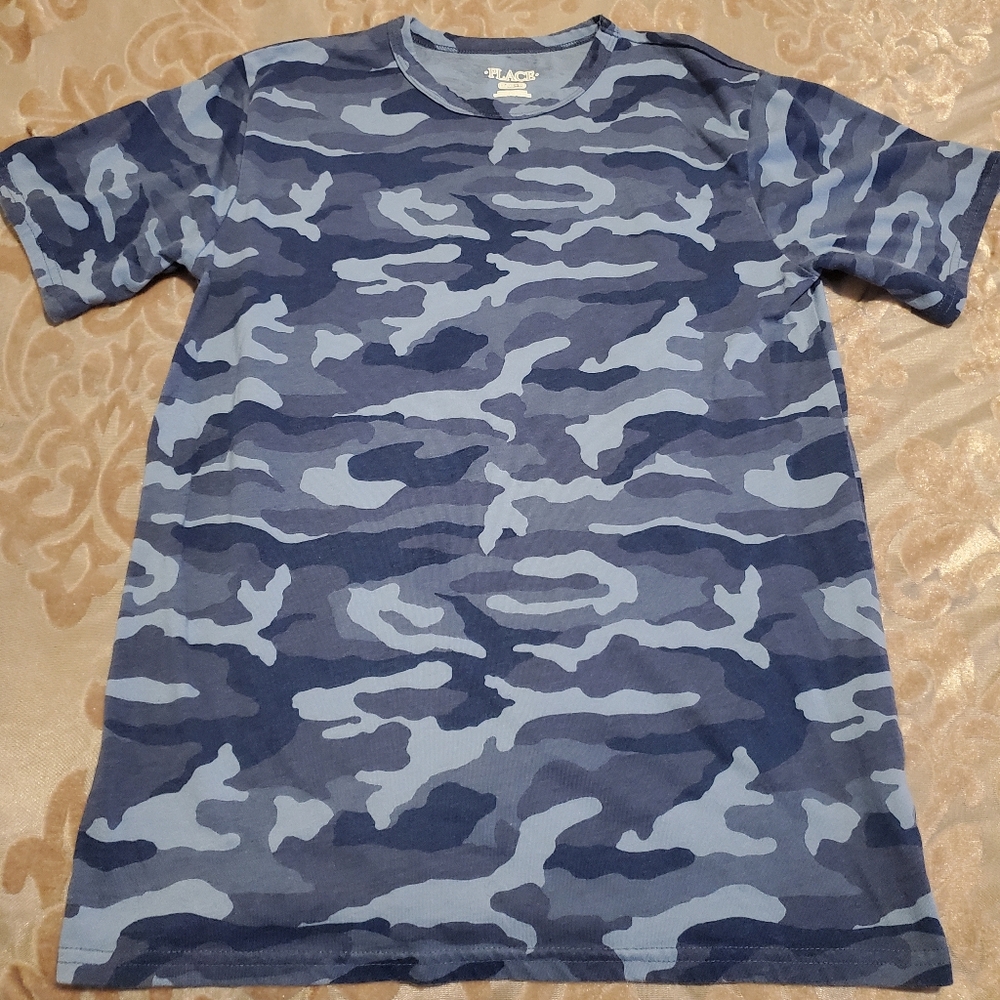 Children's place Boys Blue Camo tee- XL 14